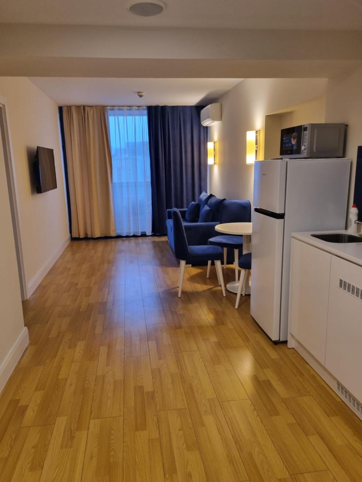 Dan Luxury Apartment Батуми Екстериор снимка